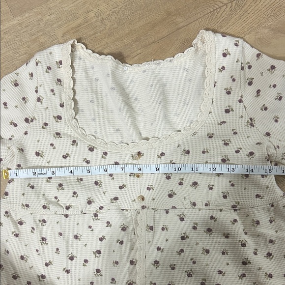 Baby doll Floral Long Sleeve Top - Picture 7 of 8